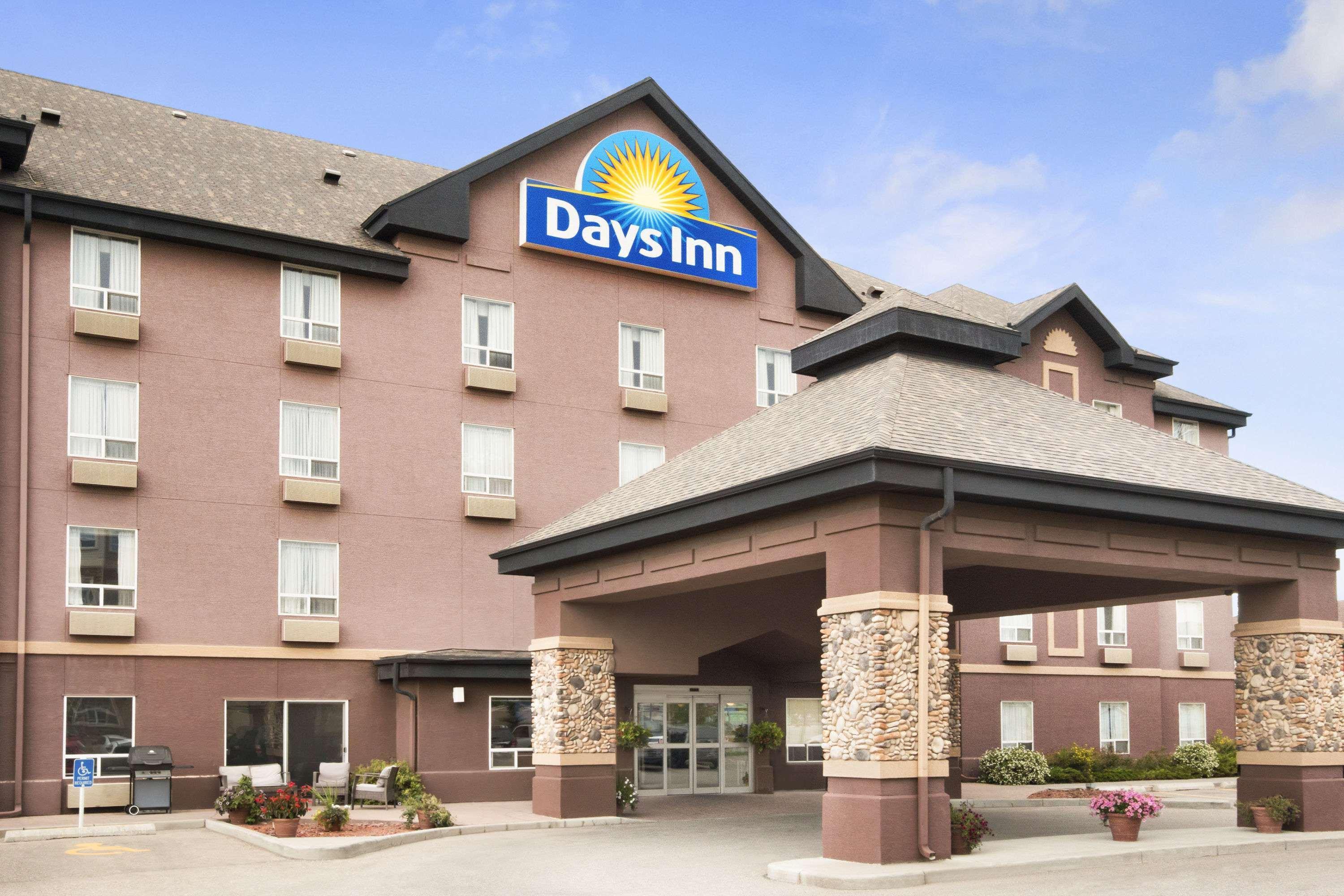 Days Inn By Wyndham Calgary Airport מראה חיצוני תמונה