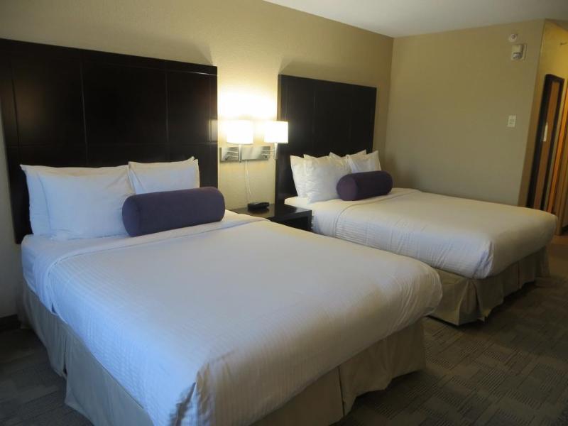Days Inn By Wyndham Calgary Airport מראה חיצוני תמונה